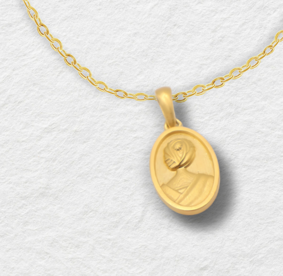 The Elizabeth Bennet Cameo Necklace